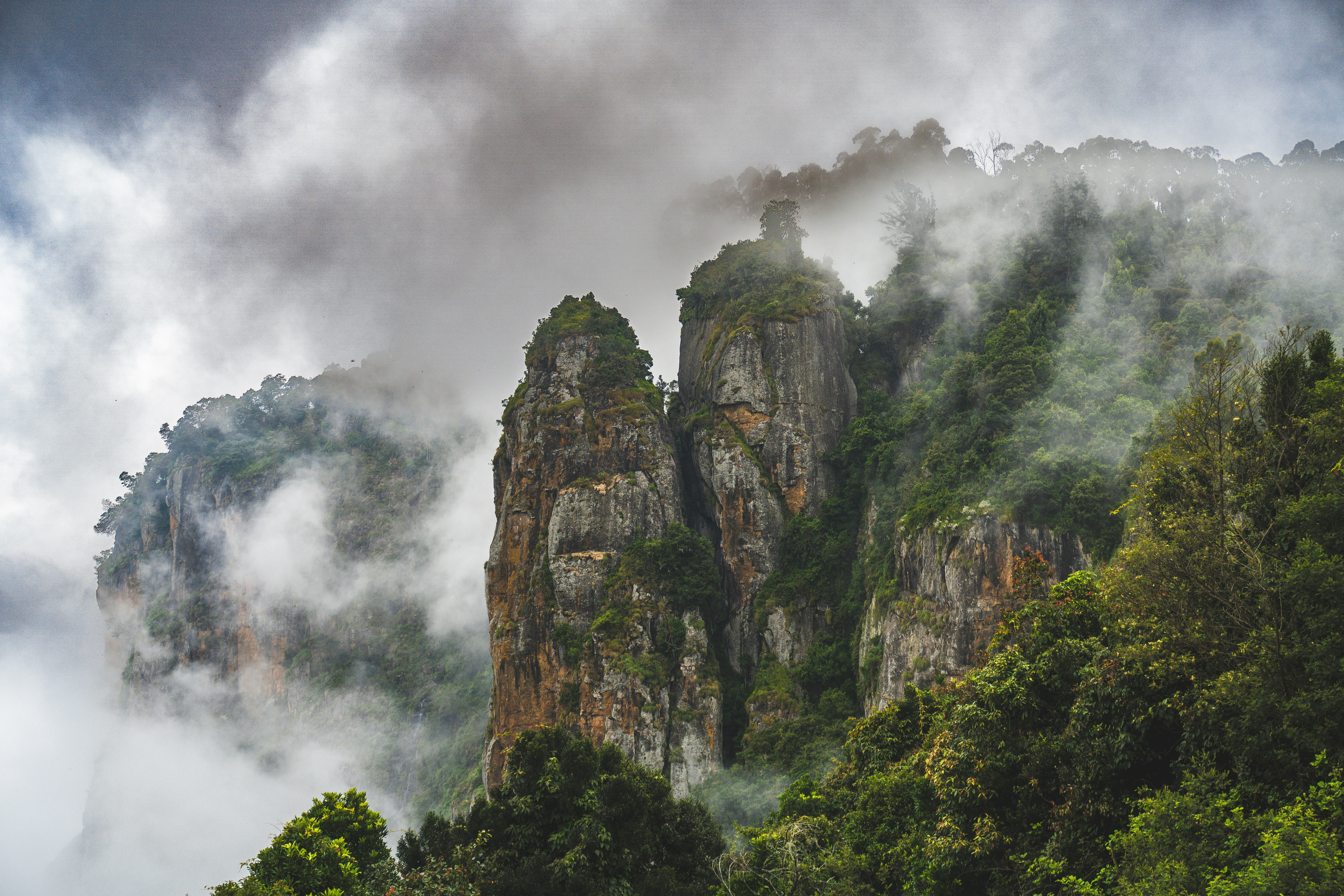Pillar Rocks scenery
